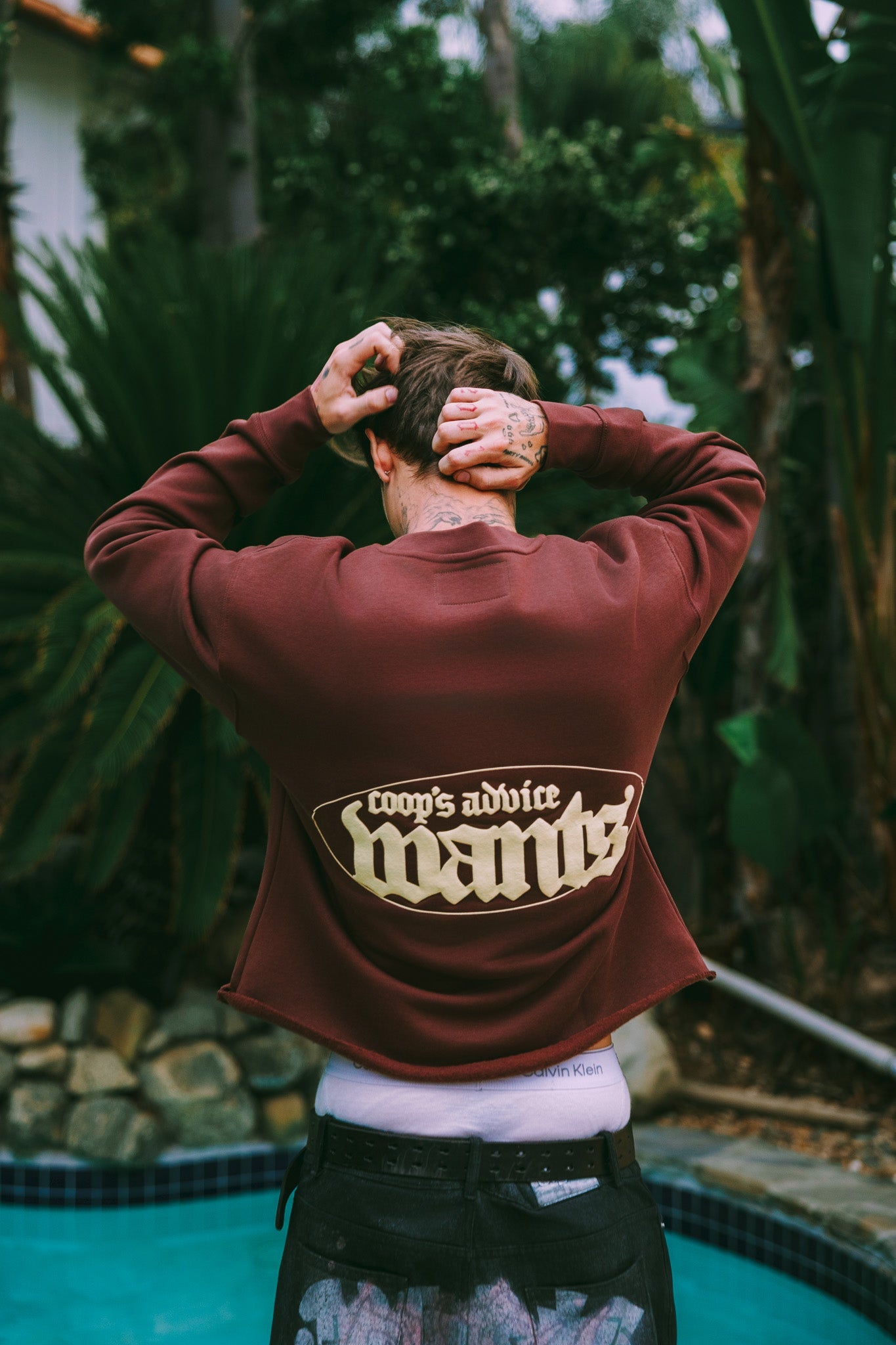 Joshua 1:9' Brown Crewneck