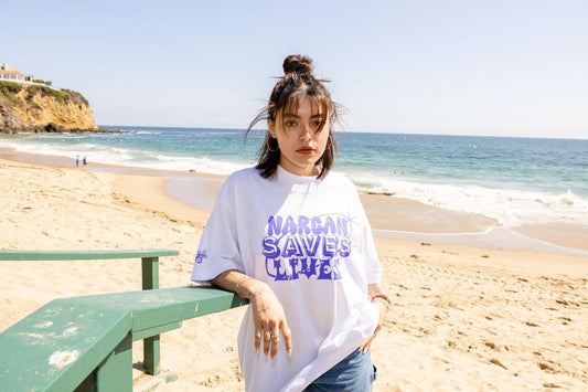 Narcan Saves Lives' White Tee